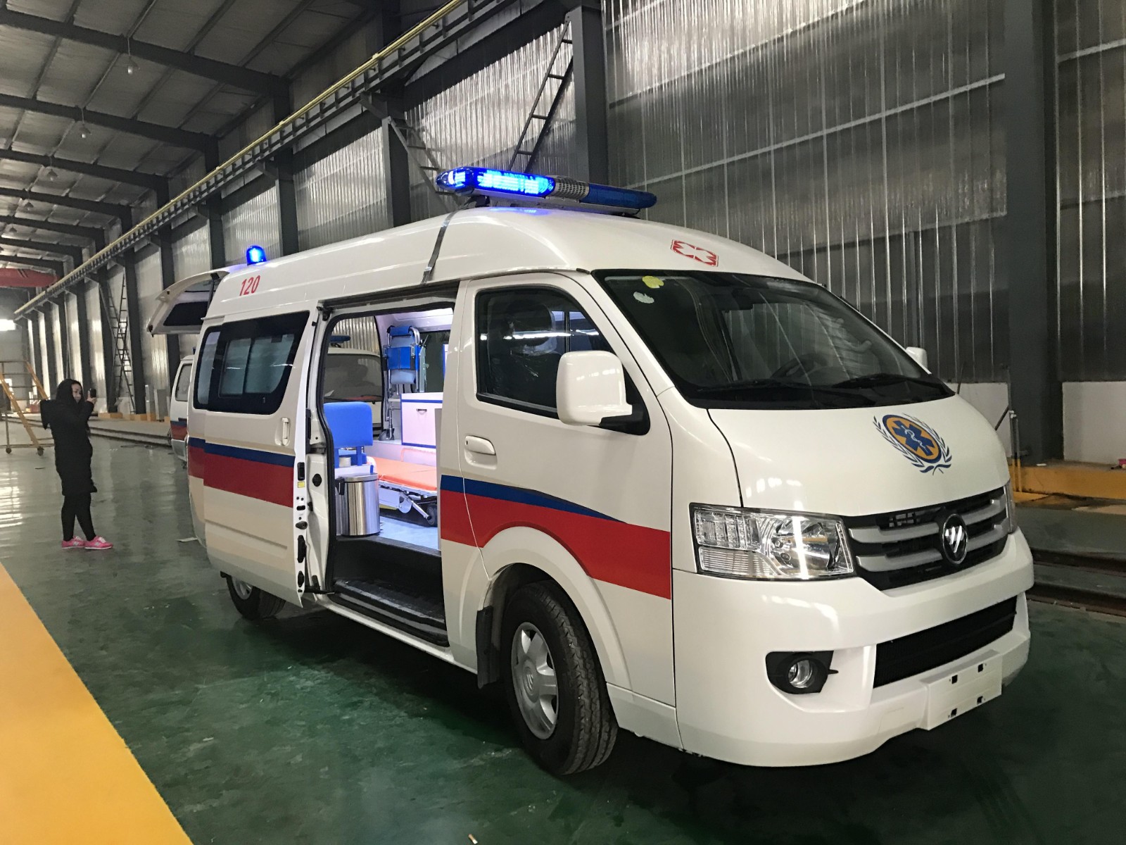 二连浩特市救护车转院